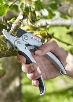 Gardena Rachet Secateurs Smartcut -Outdoor Garden Care Shop search 1024