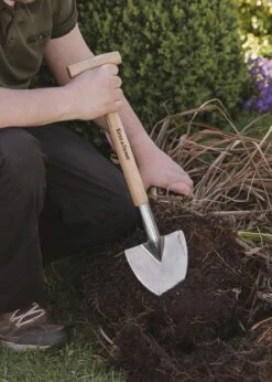 K & S Perennial Spade -Outdoor Garden Care Shop search 1113