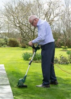 Webb Classic 450w 25cm (10") Linetrimmer & Edger 9 Webb Classic 450w 25cm (10") Linetrimmer & Edger -Outdoor Garden Care Shop search 1580