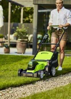 Greenworks 48V 41cm (16") Lawnmower With Batteries & Charger -Outdoor Garden Care Shop search 1675
