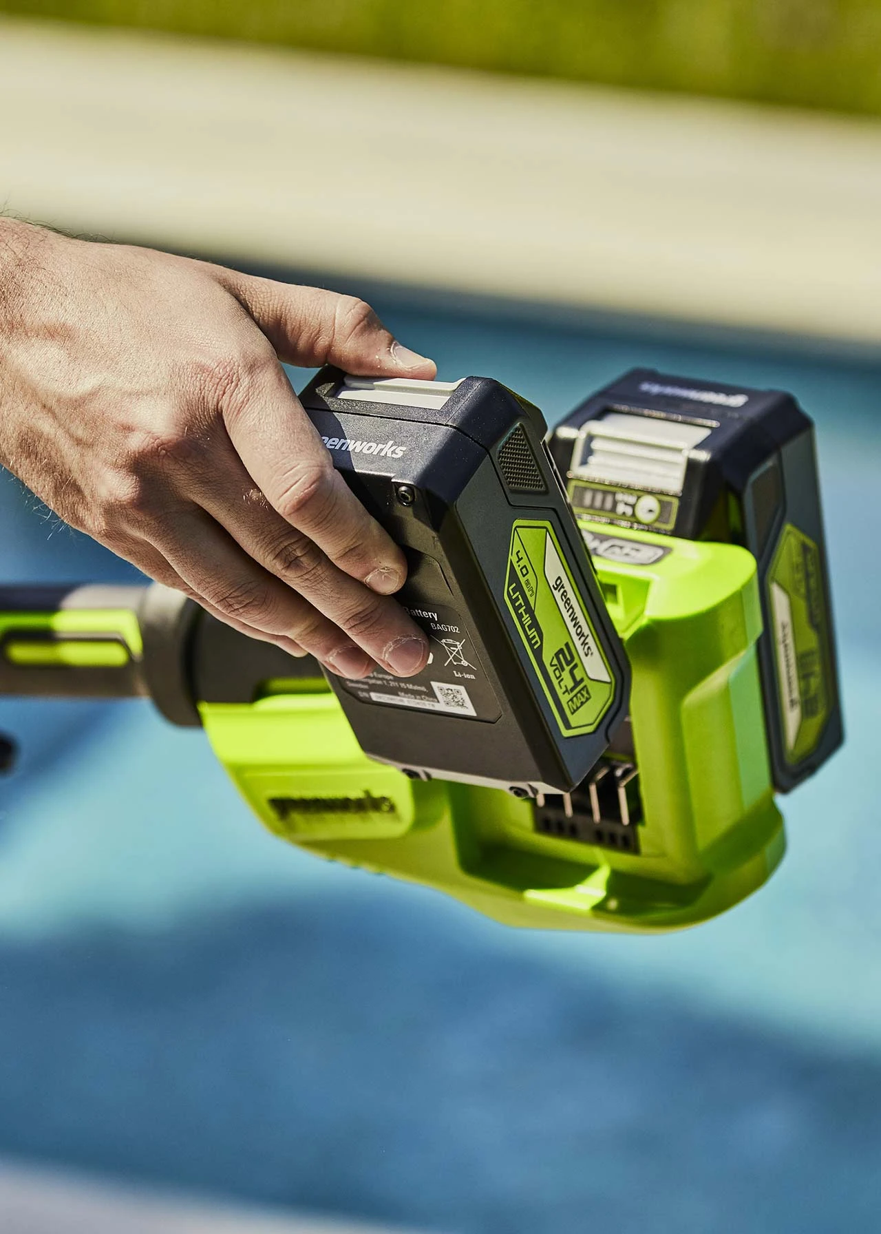 Greenworks 48V 33cm (13") Cordless Brushless Linetrimmer Wit 5 Greenworks 48V 33cm (13") Cordless Brushless Linetrimmer Wit - Image 5