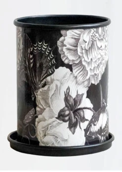 Kew Eclectic Orangery Noir Planter With Saucer 9cm