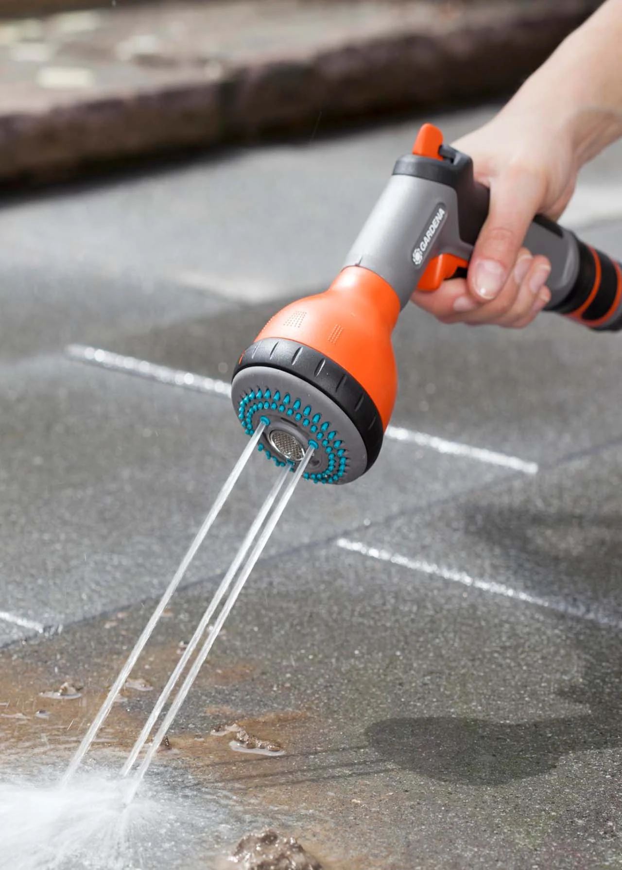 Gardena Classic Multi Sprayer 4 Gardena Classic Multi Sprayer - Image 4