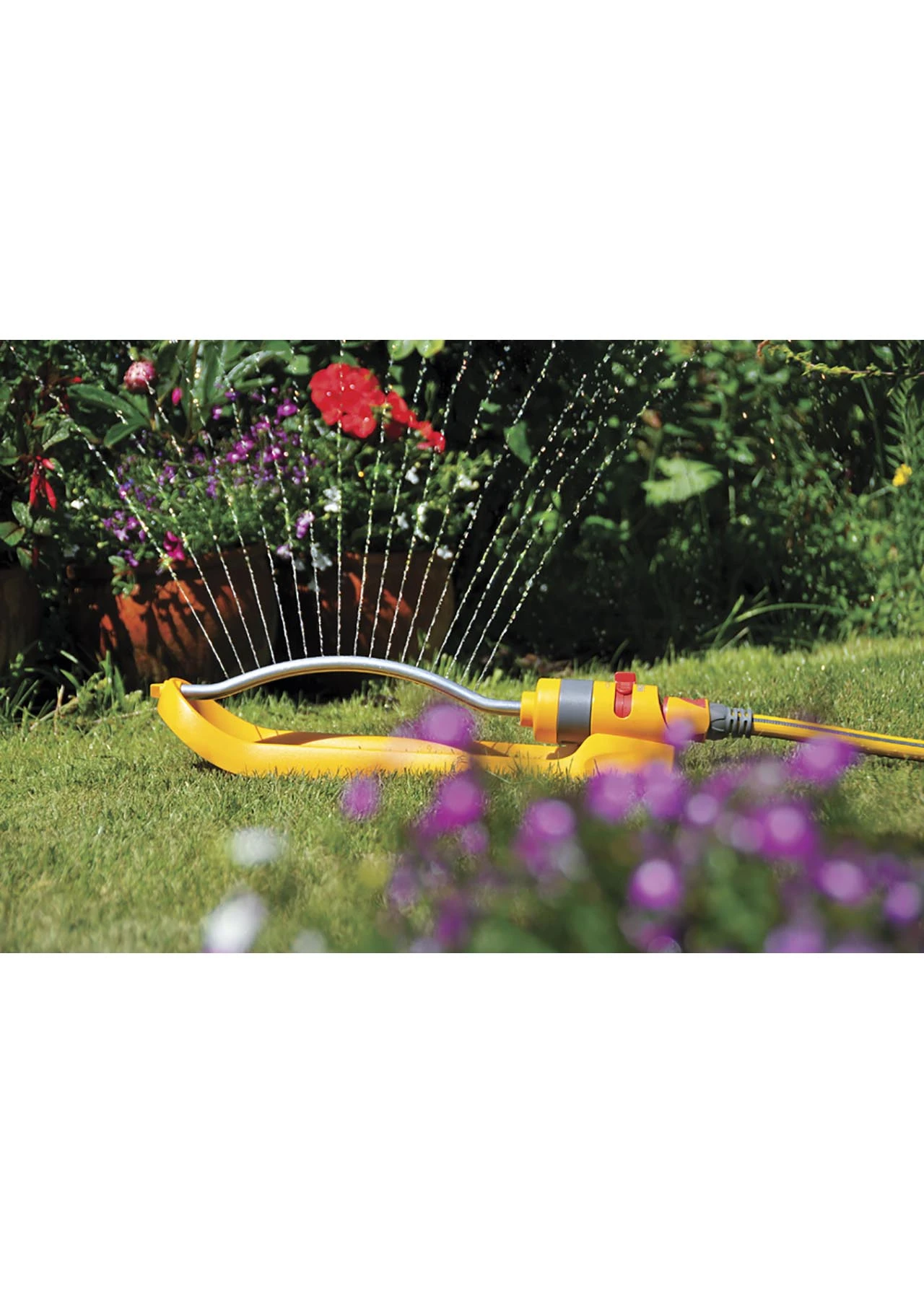 Hozelock Rectangular Sprinkler 200m2Plus 3 Hozelock Rectangular Sprinkler 200m2Plus - Image 3