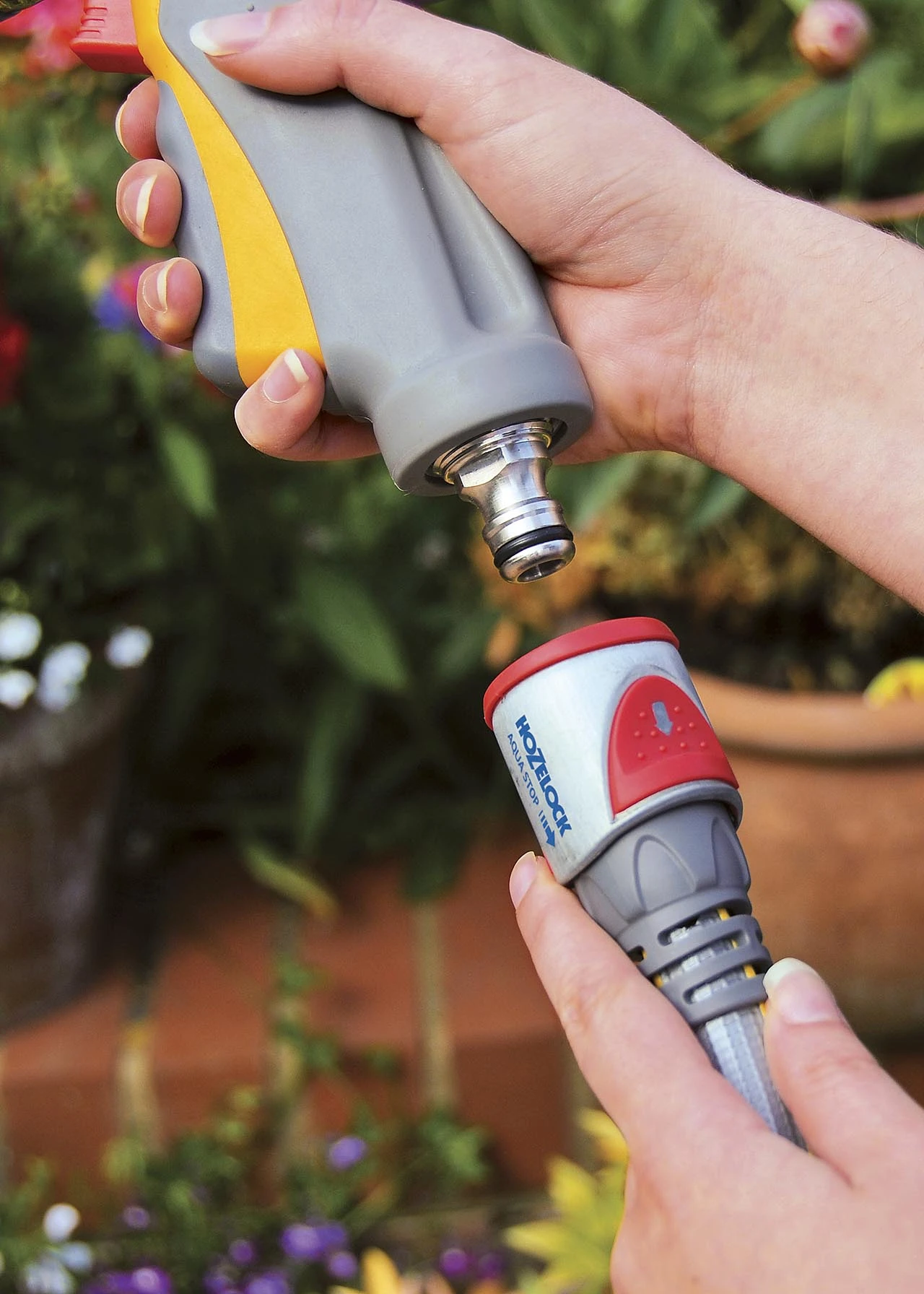 Hozelock Pro Metal AquaStop Connector 2 Hozelock Pro Metal AquaStop Connector - Image 2