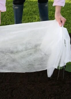 Haxnicks Easy Fleece Tunnel -Outdoor Garden Care Shop search 933